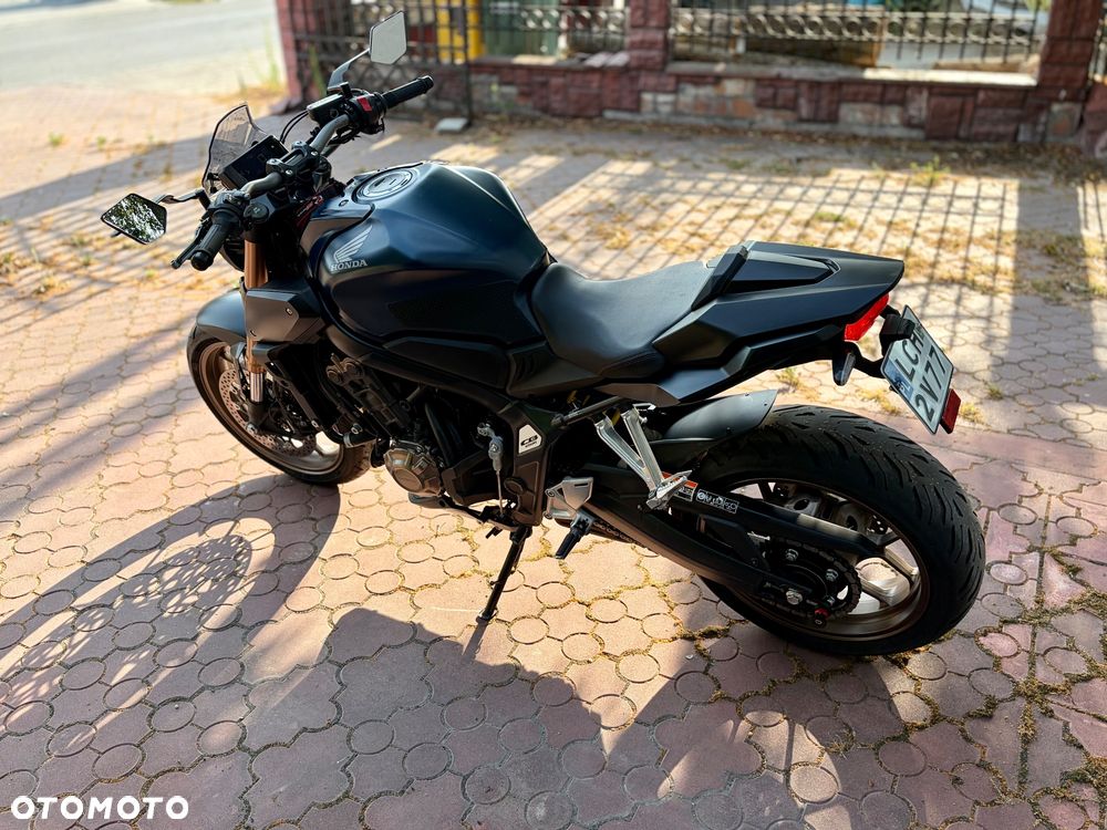 Honda CB - 8