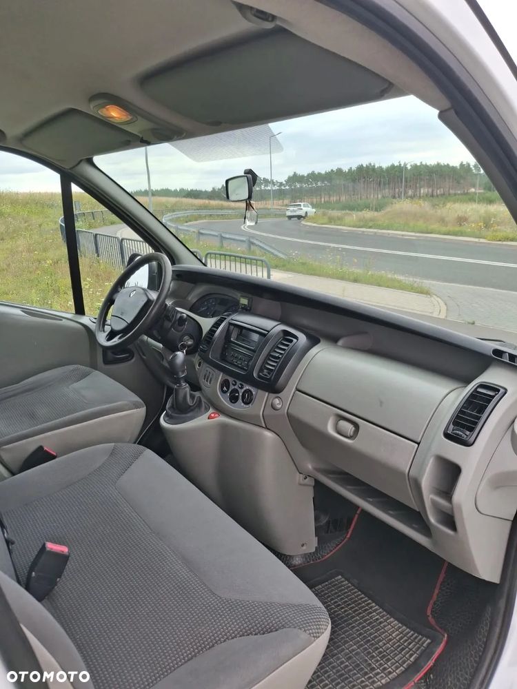 Renault TRAFIC II L1H1 + bagażnik dachowy - 2
