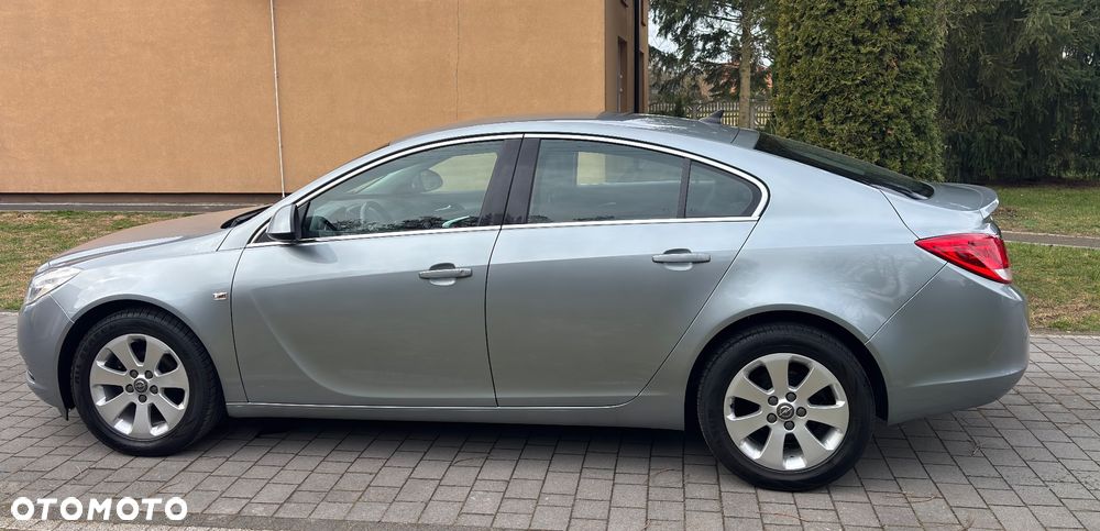 Opel Insignia - 10