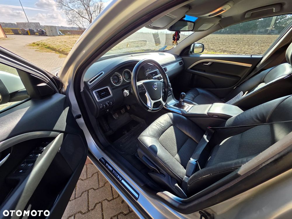 Volvo V70 1.6D DRIVe Momentum - 10
