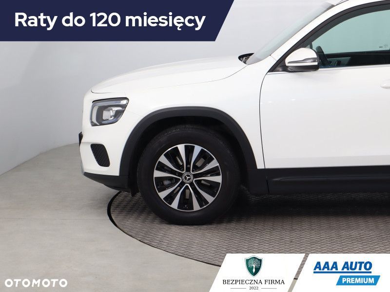 Mercedes-Benz GLB - 17