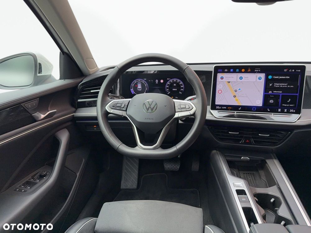 Volkswagen Passat - 19