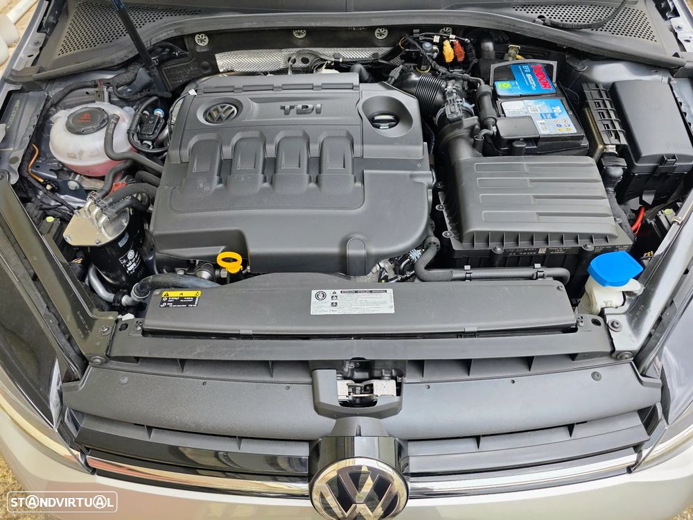 VW Golf 1.6 TDI Confortline - 51