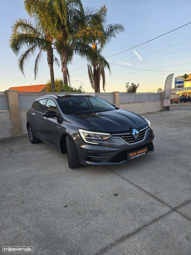 Renault Mégane Sport Tourer 1.3 TCe Techno EDC - 4