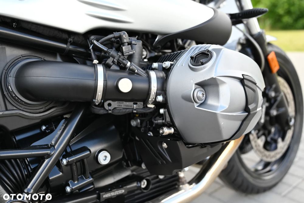 BMW R - 22