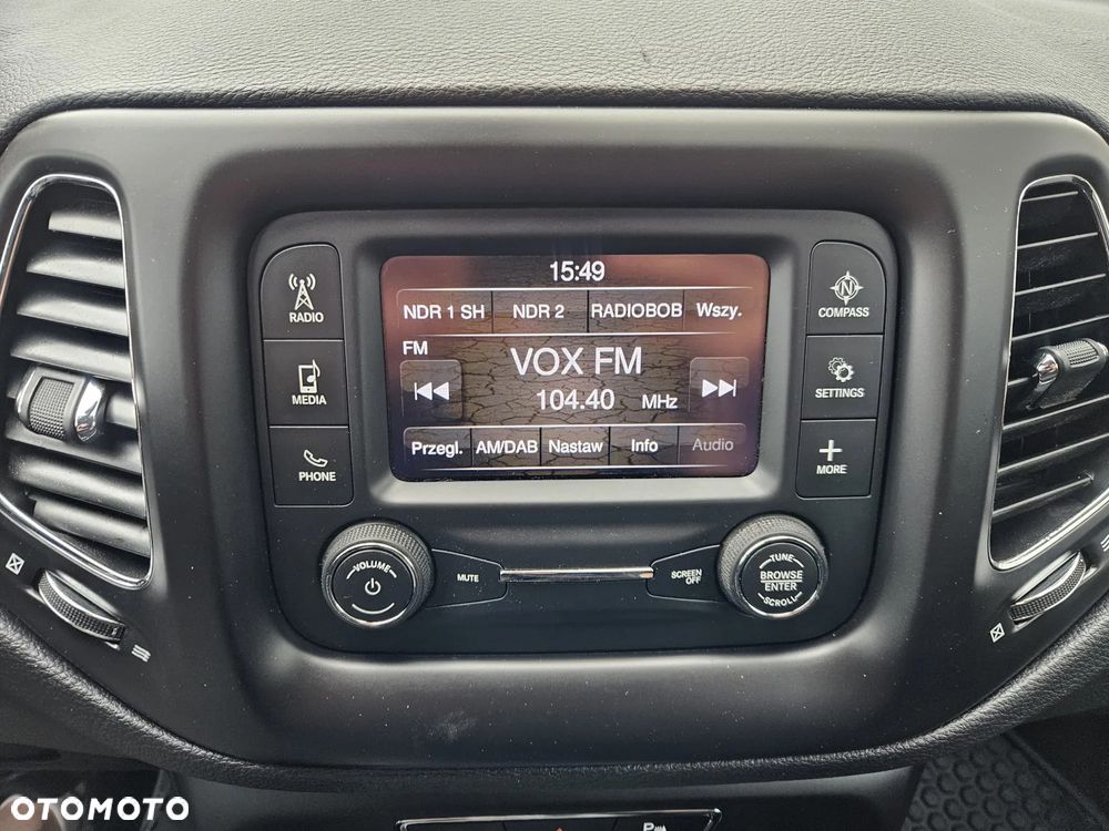 Jeep Compass 1.4 MultiAir Longitude - 25