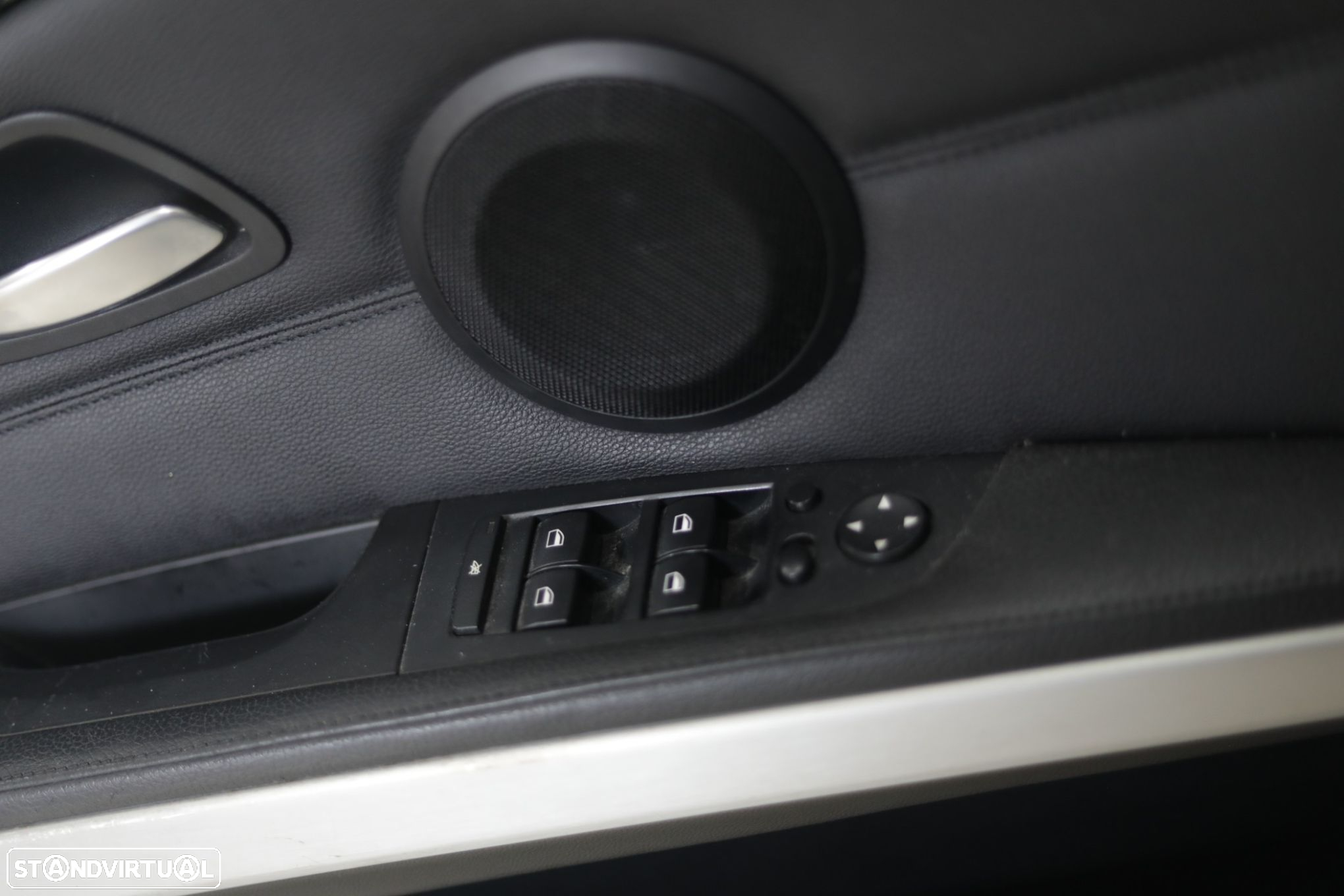 BMW 318 d Navigation - 23