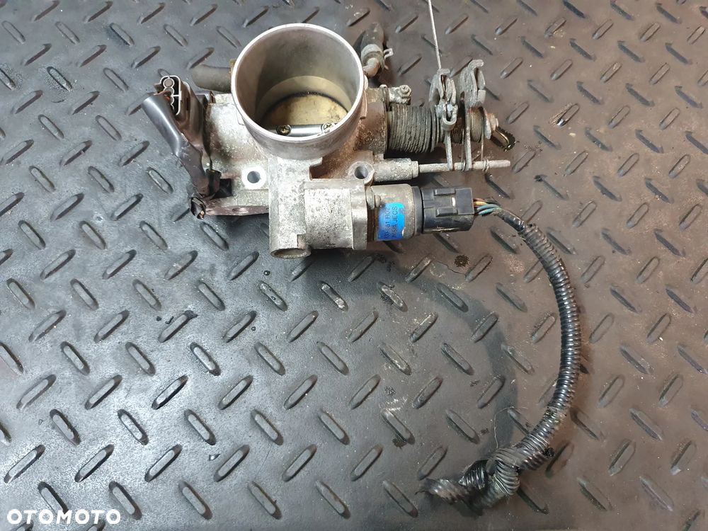 PRZEPUSTNICA SUBARU FORESTER SF 2.0 A33661R02 A22667R00  LEGACY IMPREZA - 1