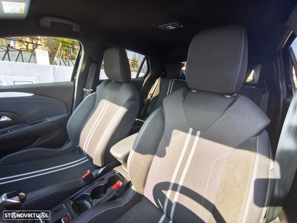 Opel Corsa 1.2 T GS - 38