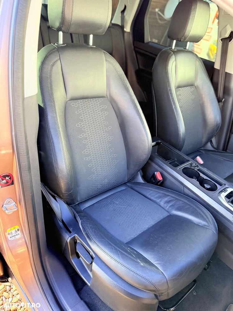 Land Rover Discovery Sport 2.2 l TD SE - 16