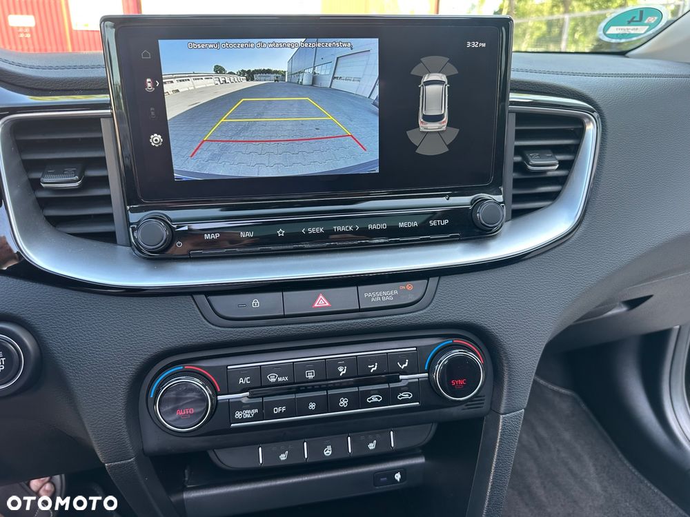 Kia Ceed - 21