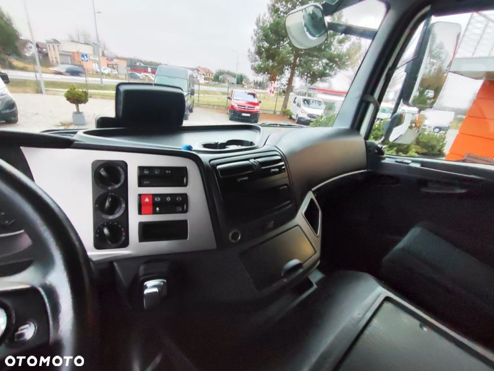 Mercedes-Benz Atego - 12