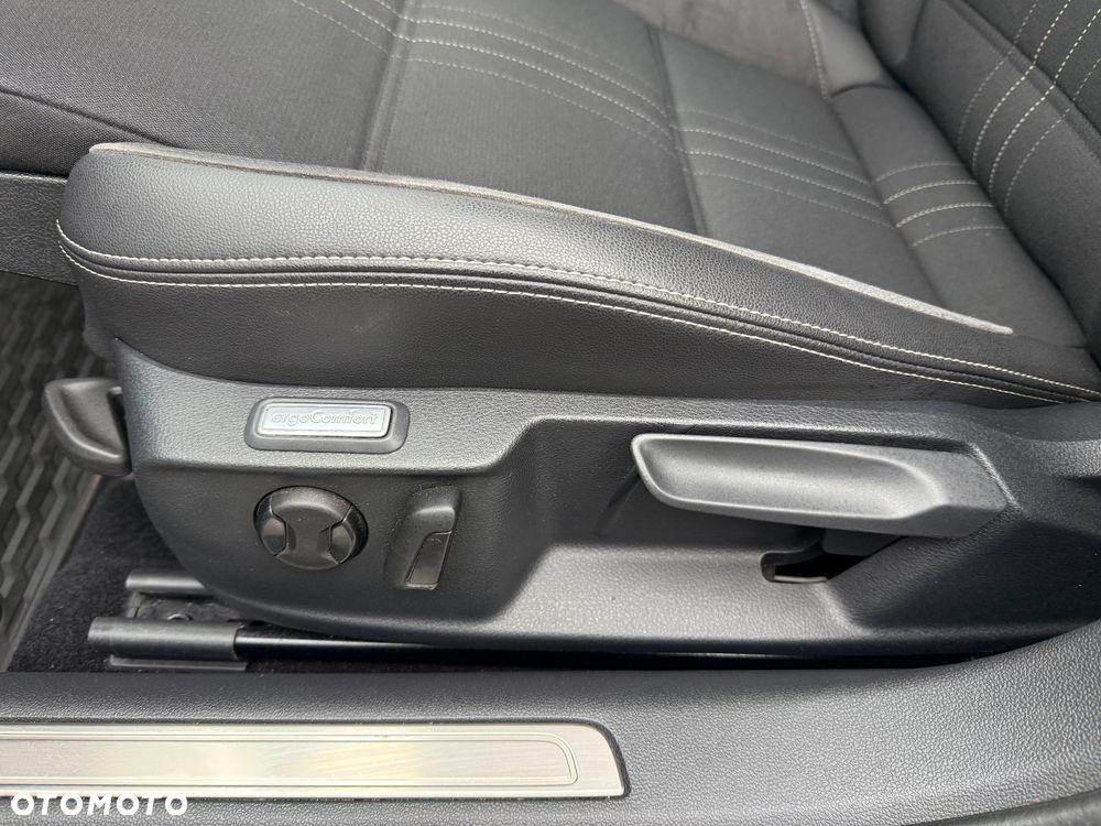 Volkswagen Passat Alltrack 2.0 TDI SCR 4Mot DSG7 - 24