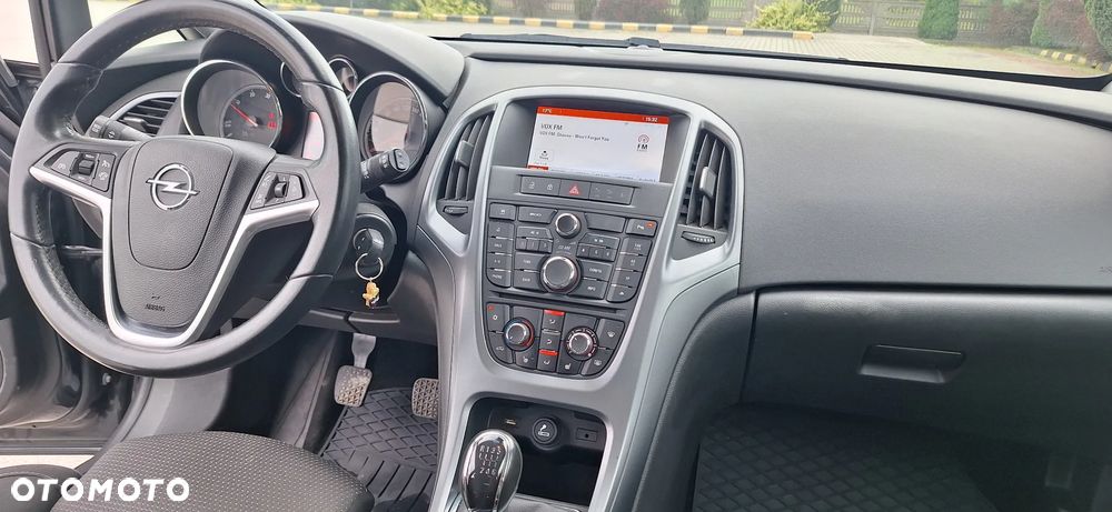 Opel Astra 1.6 D Start/Stop Sports Tourer Dynamic - 12