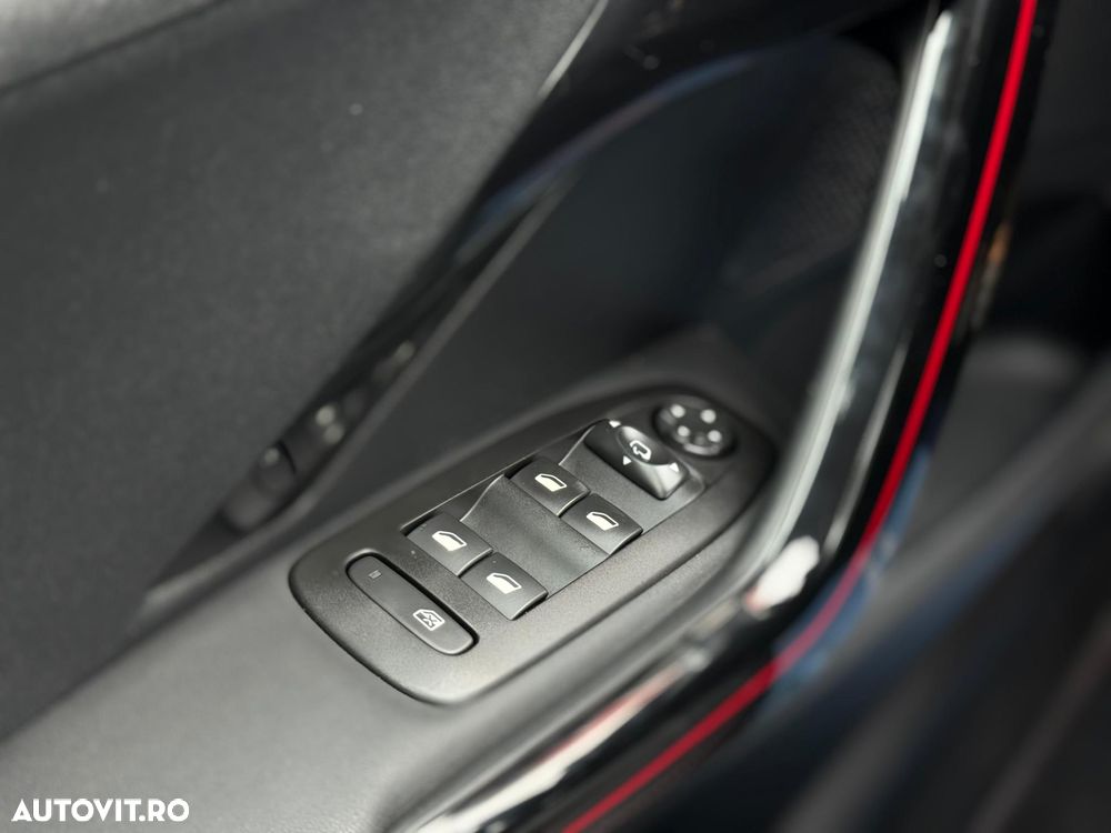 Peugeot 2008 BlueHDi FAP 120 STOP & START Crossway - 11