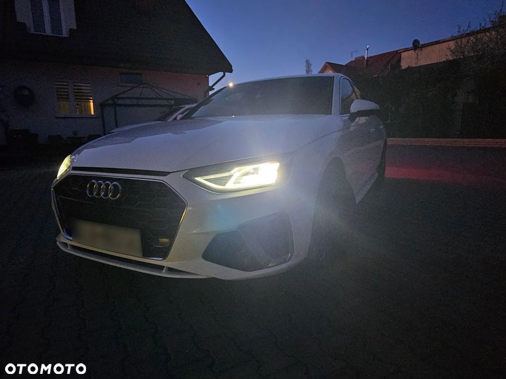 Audi A4 Limousine - 23