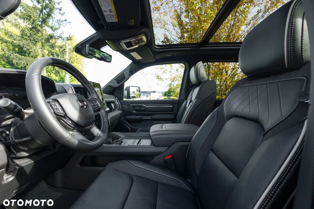 RAM 1500 5.7 Crew Cab Limited - 30