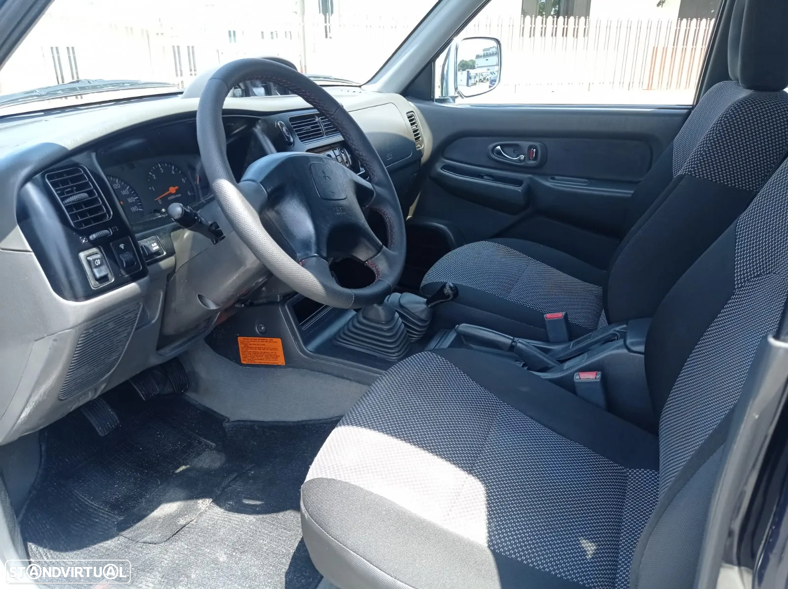 Mitsubishi L200 Strakar 4x4 - 2