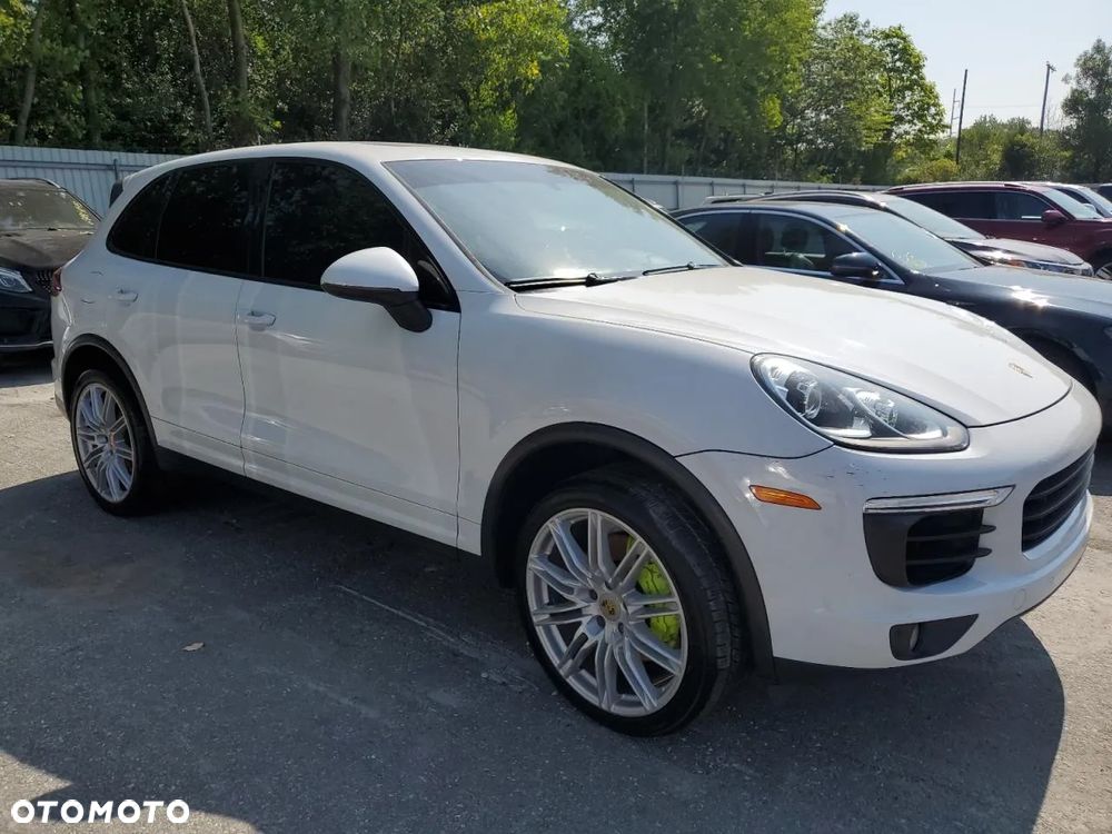 Porsche Cayenne S E-Hybrid Platinum Edition - 4
