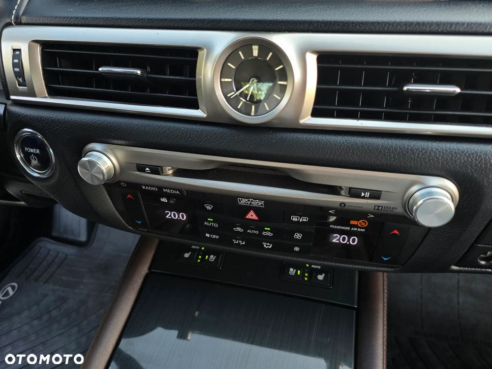 Lexus GS 300h Luxury Line - 24