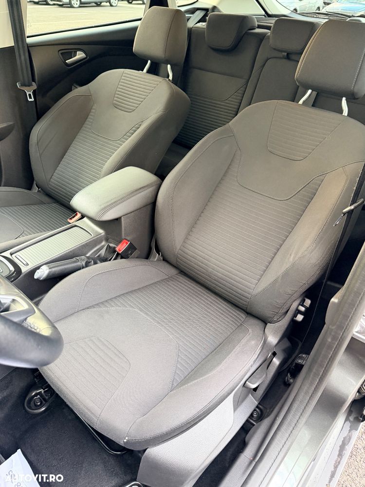 Ford Focus 2.0 EcoBlue Titanium Business - 17