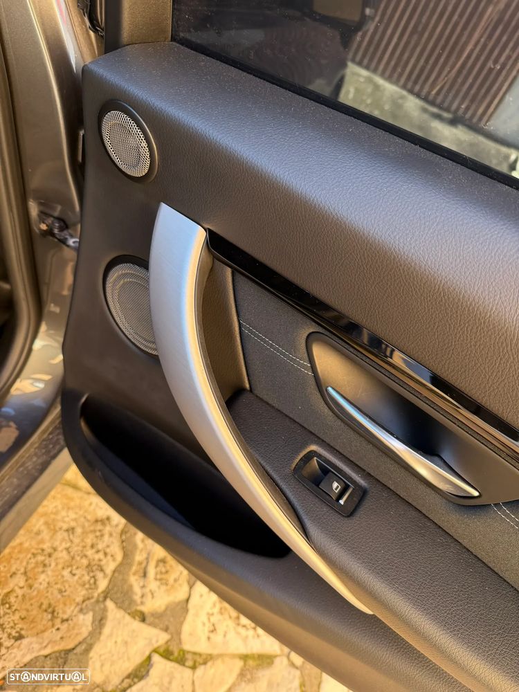 BMW 320 d Touring Line Sport - 15