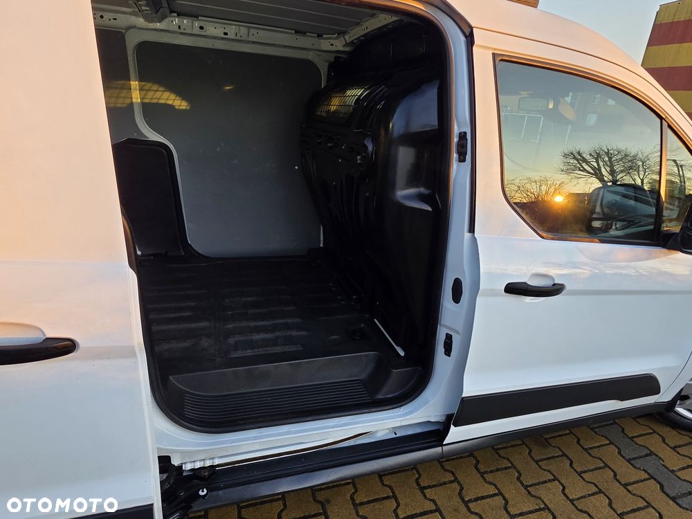 Ford Connect Transit - 16