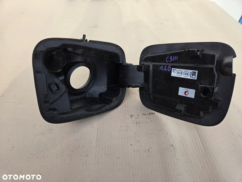 Klapka wlewu paliwa Citroen C3 III EVLC - 2