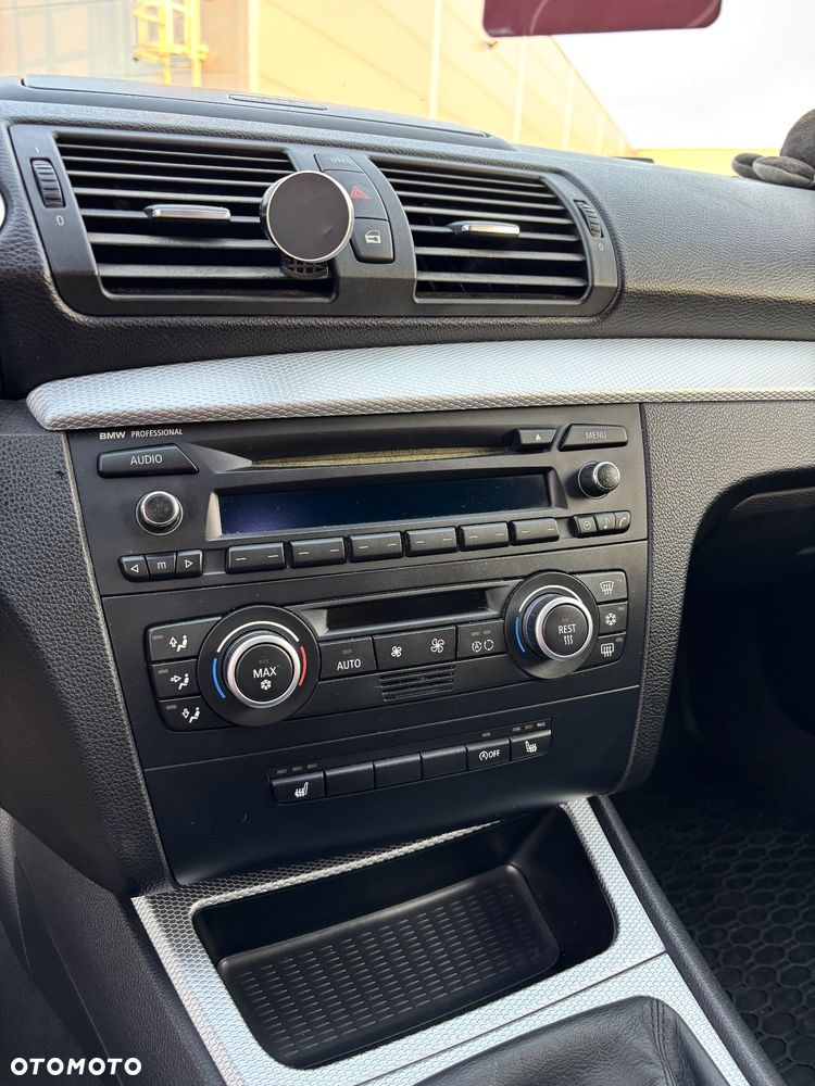 BMW Seria 1 120d - 10