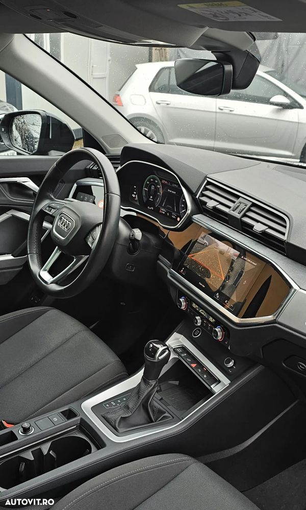 Audi Q3 45 TFSIe S tronic - 10