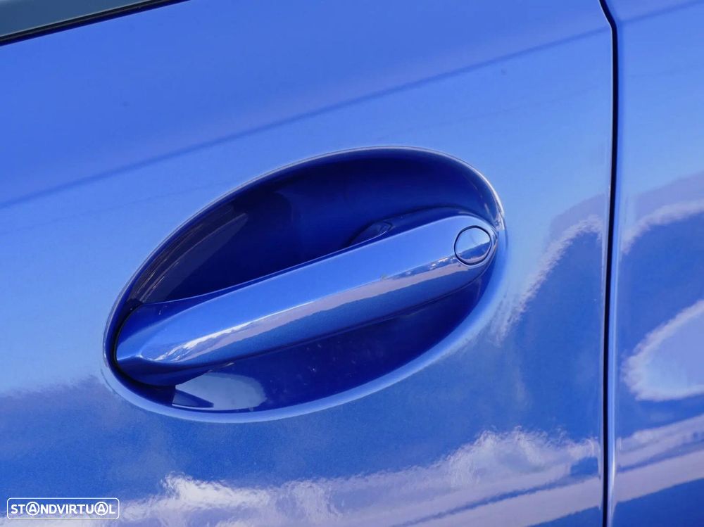 BMW 330 e Pack Desportivo M Auto - 9