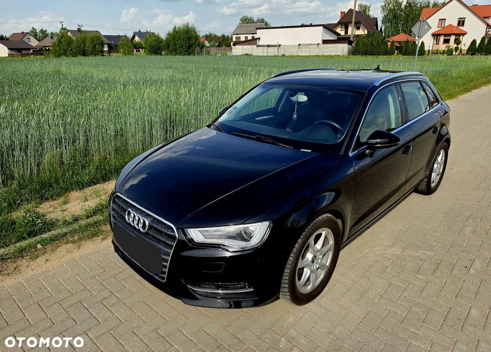 Audi A3 Sportback - 2