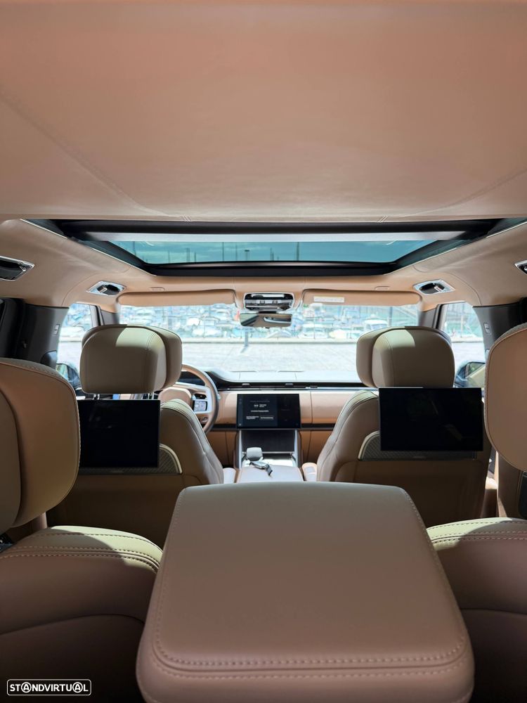 Land Rover Range Rover P550e Autobiography - 11