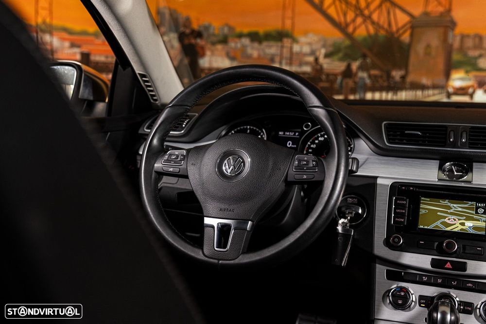 VW Passat Alltrack - 12