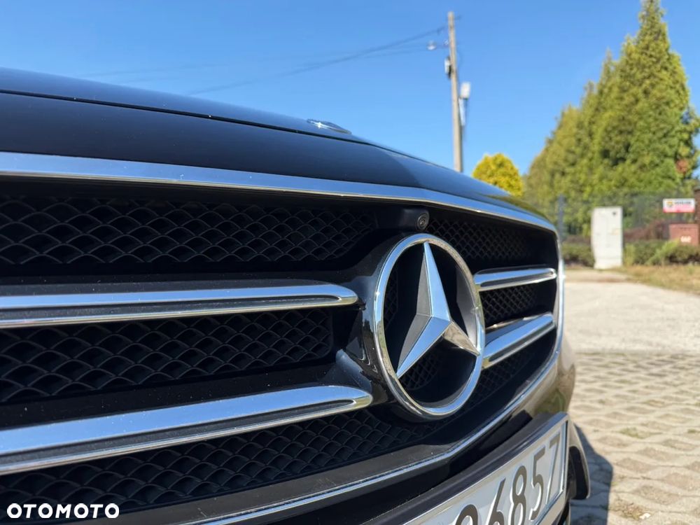 Mercedes-Benz Klasa E 220 d 9G-TRONIC AMG Line - 14