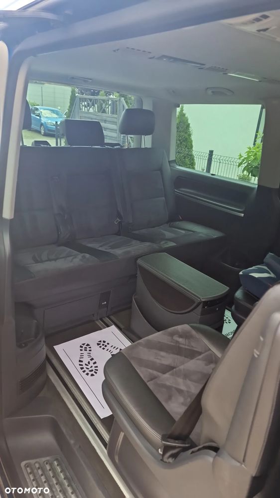 Volkswagen Multivan - 10