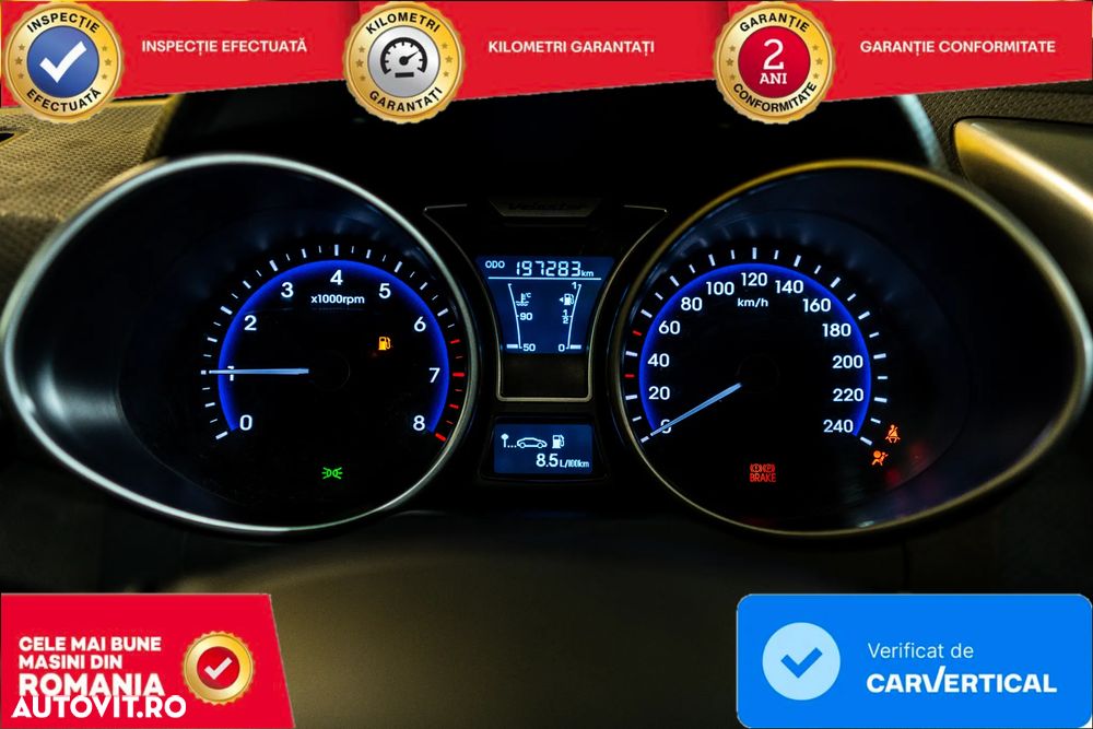 Hyundai Veloster 1.6 Premium - 12