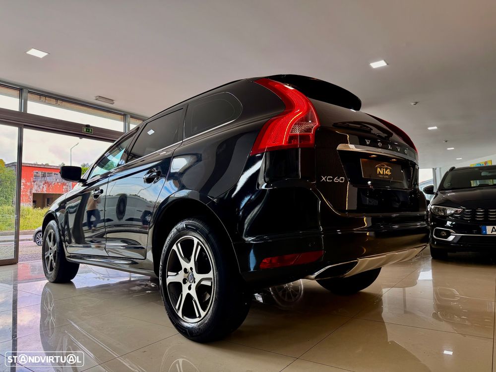 Volvo XC 60 2.0 D4 Momentum - 7