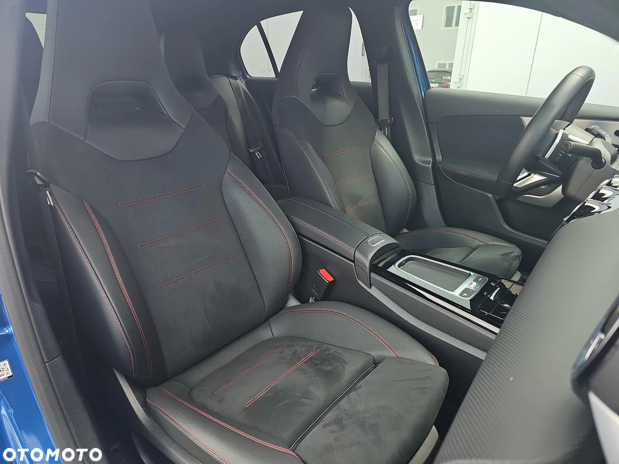 Mercedes-Benz Klasa A 250 e PHEV AMG Line 8G-DCT - 13