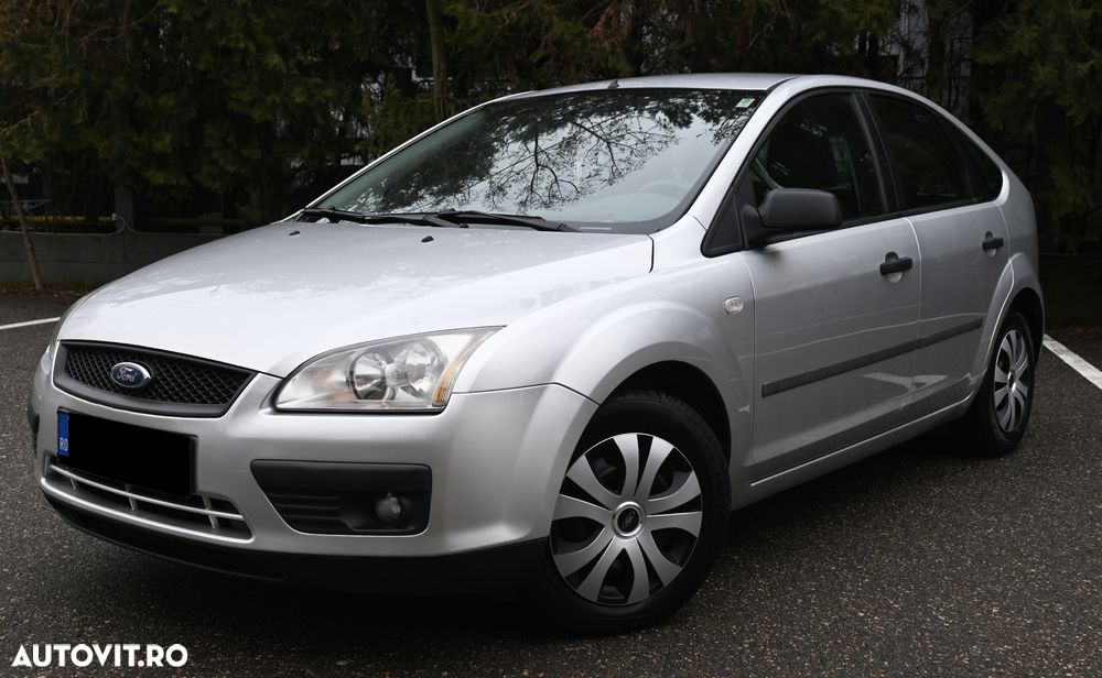 Ford Focus 1.6i 16V Ghia - 9