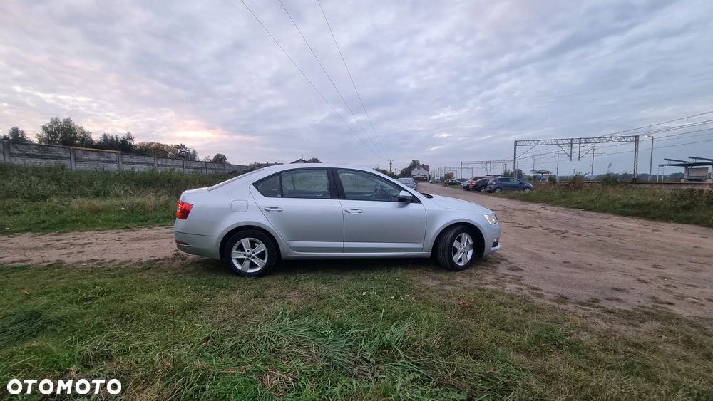 Skoda Octavia - 9