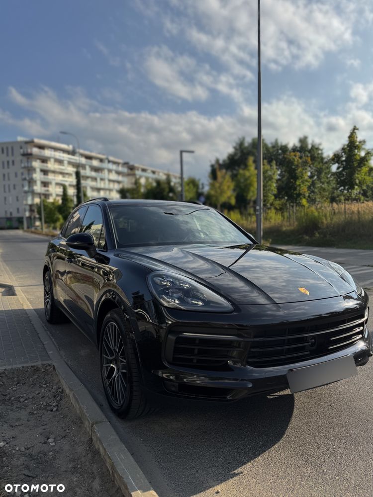 Porsche Cayenne Standard - 1