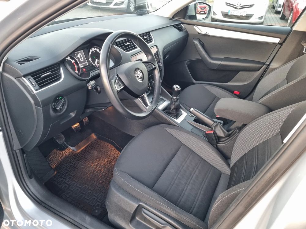 Skoda Octavia 1.5 TSI ACT Ambition - 10