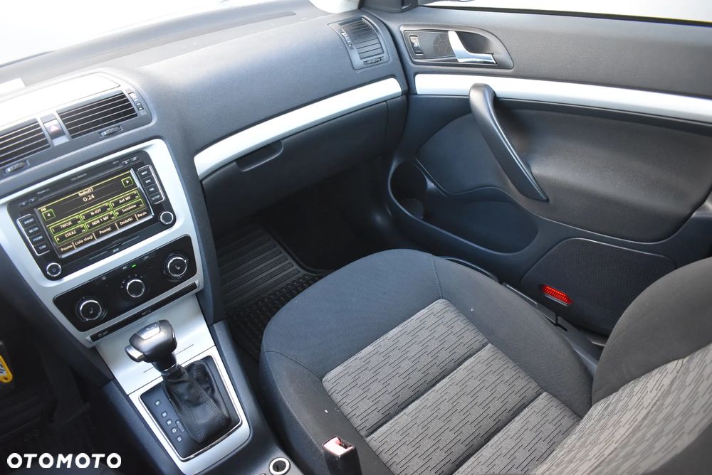 Skoda Octavia 2.0 TDI DPF DSG Ambition - 7