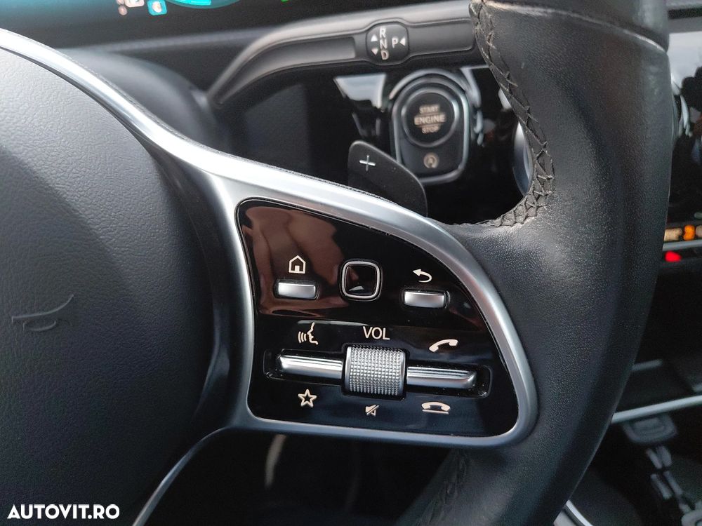 Mercedes-Benz CLA - 21