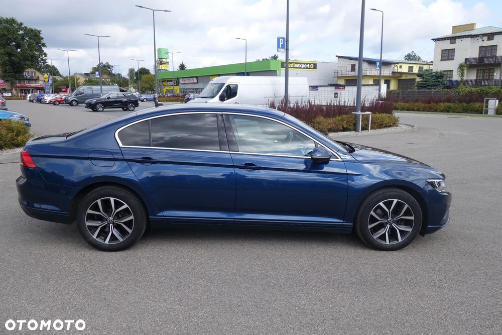 Volkswagen Passat 2.0 TDI EVO Business DSG - 9