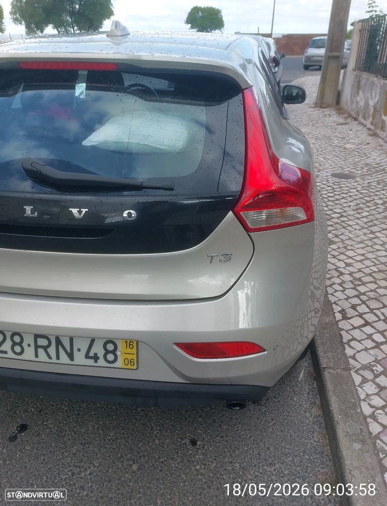 Volvo V40 1.5 T3 Sport Edition Geartronic - 2