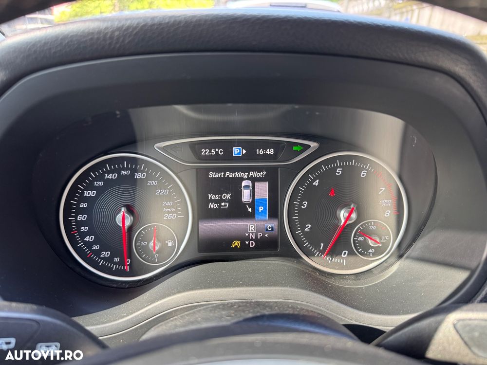 Mercedes-Benz B 220 4Matic Aut. - 7