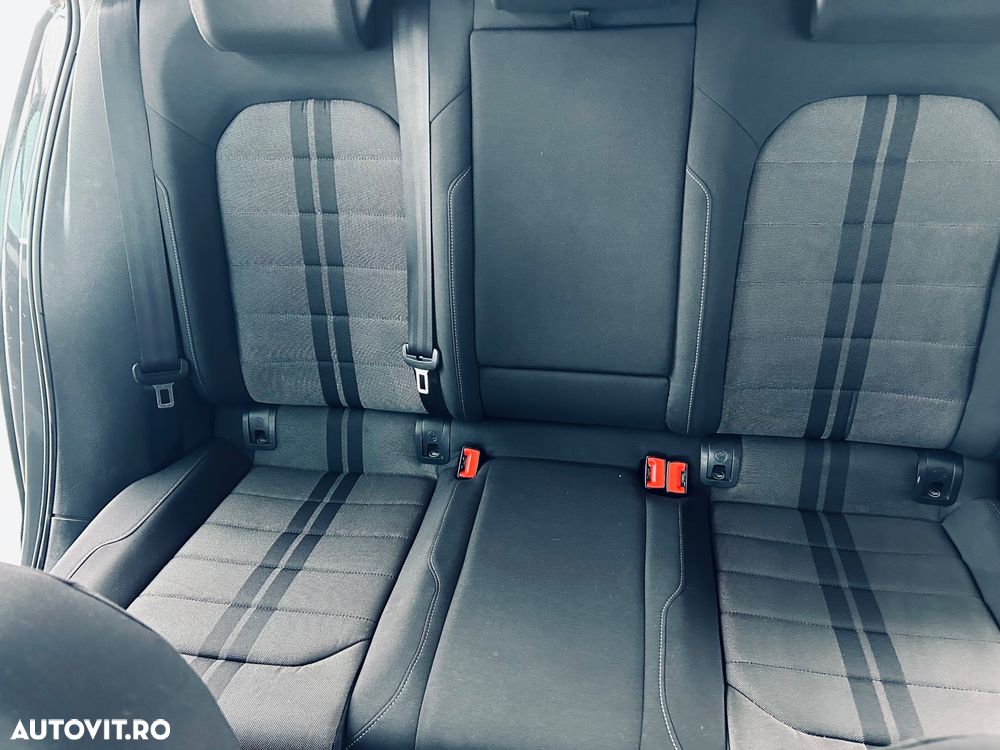 Volkswagen Golf 1.6 TDI 4Motion BlueMotion Technology Comfortline - 8