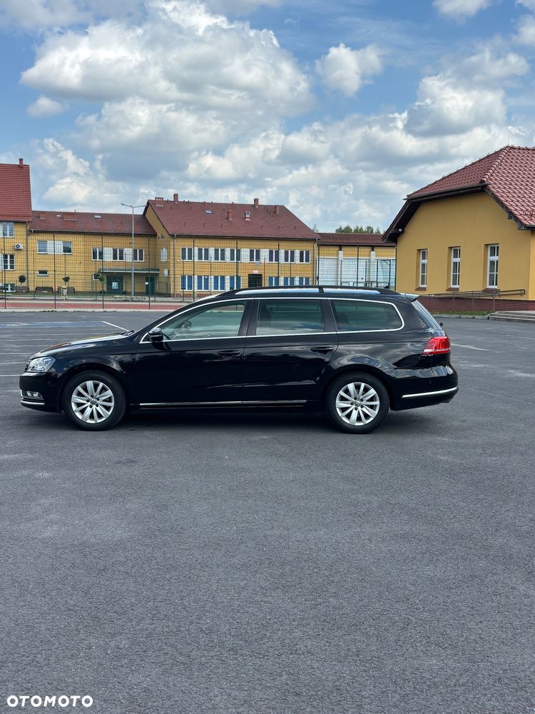 Volkswagen Passat 2.0 TDI Comfortline DSG - 4